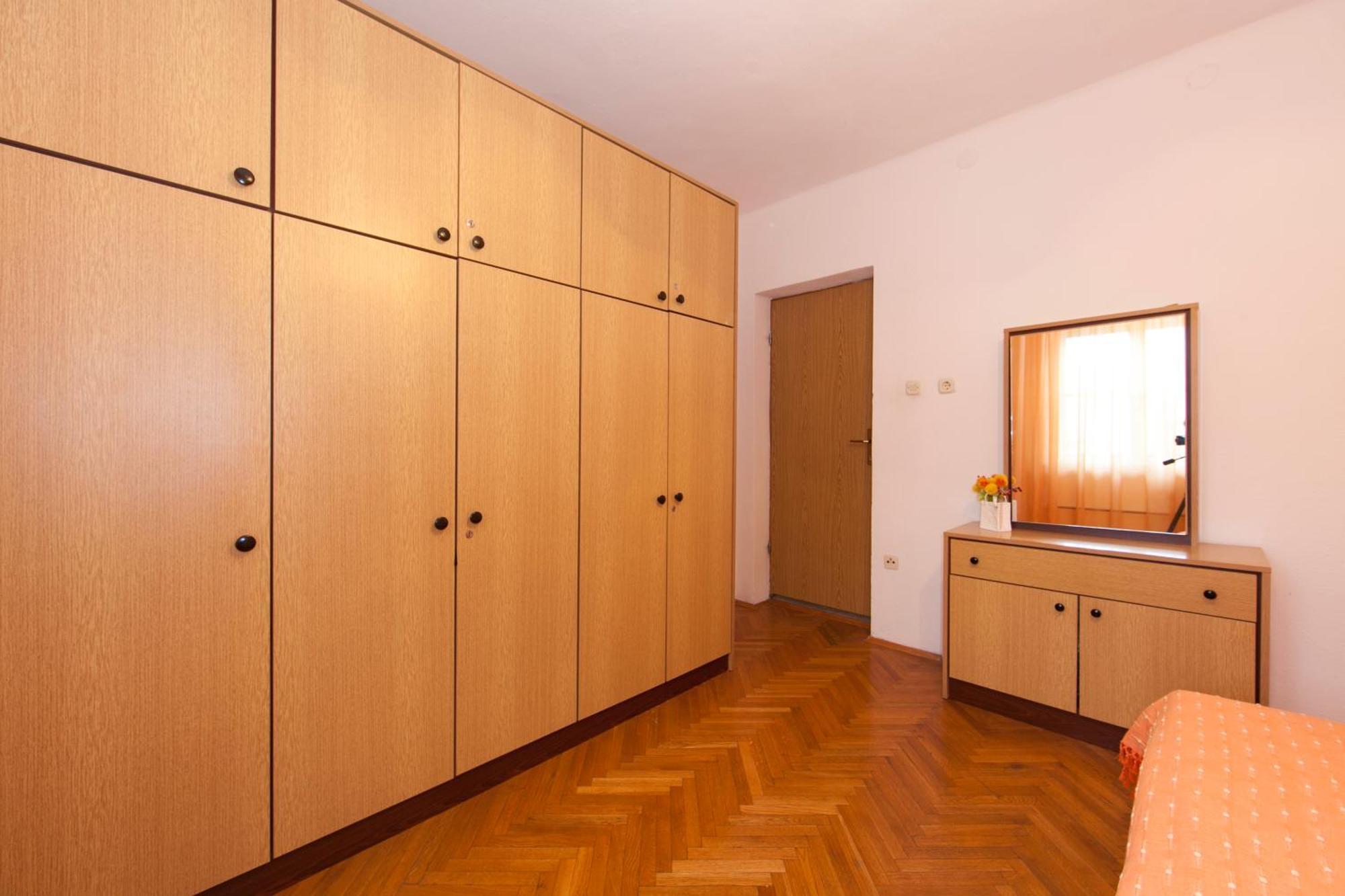 Apartmani Darinka Baska Voda Ngoại thất bức ảnh