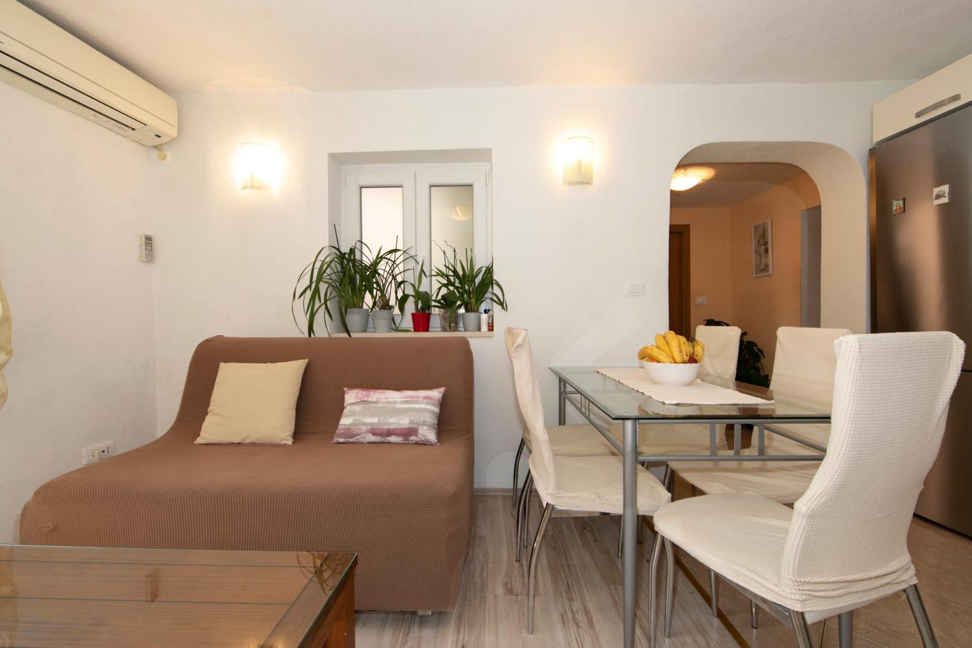 Apartmani Darinka Baska Voda Ngoại thất bức ảnh