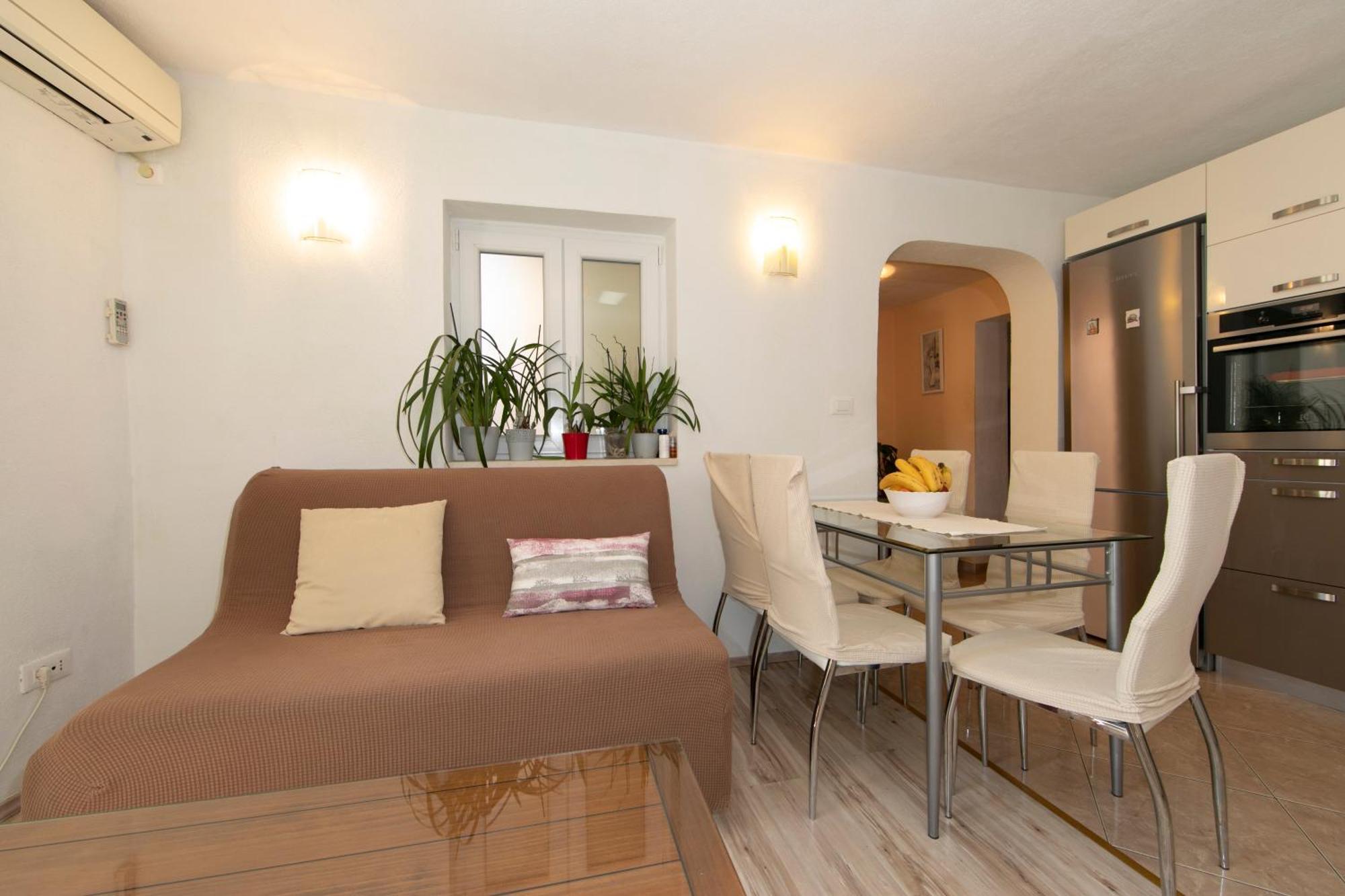 Apartmani Darinka Baska Voda Ngoại thất bức ảnh