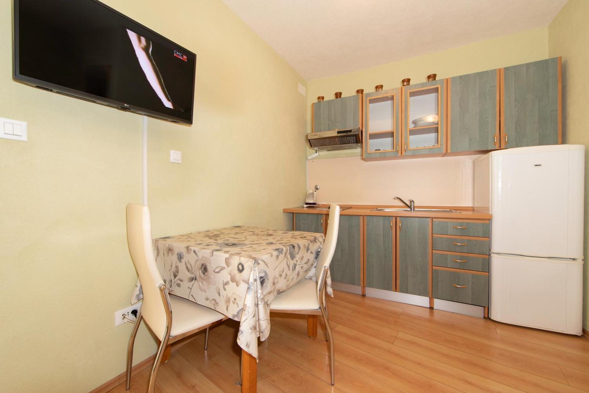 Apartmani Darinka Baska Voda Ngoại thất bức ảnh