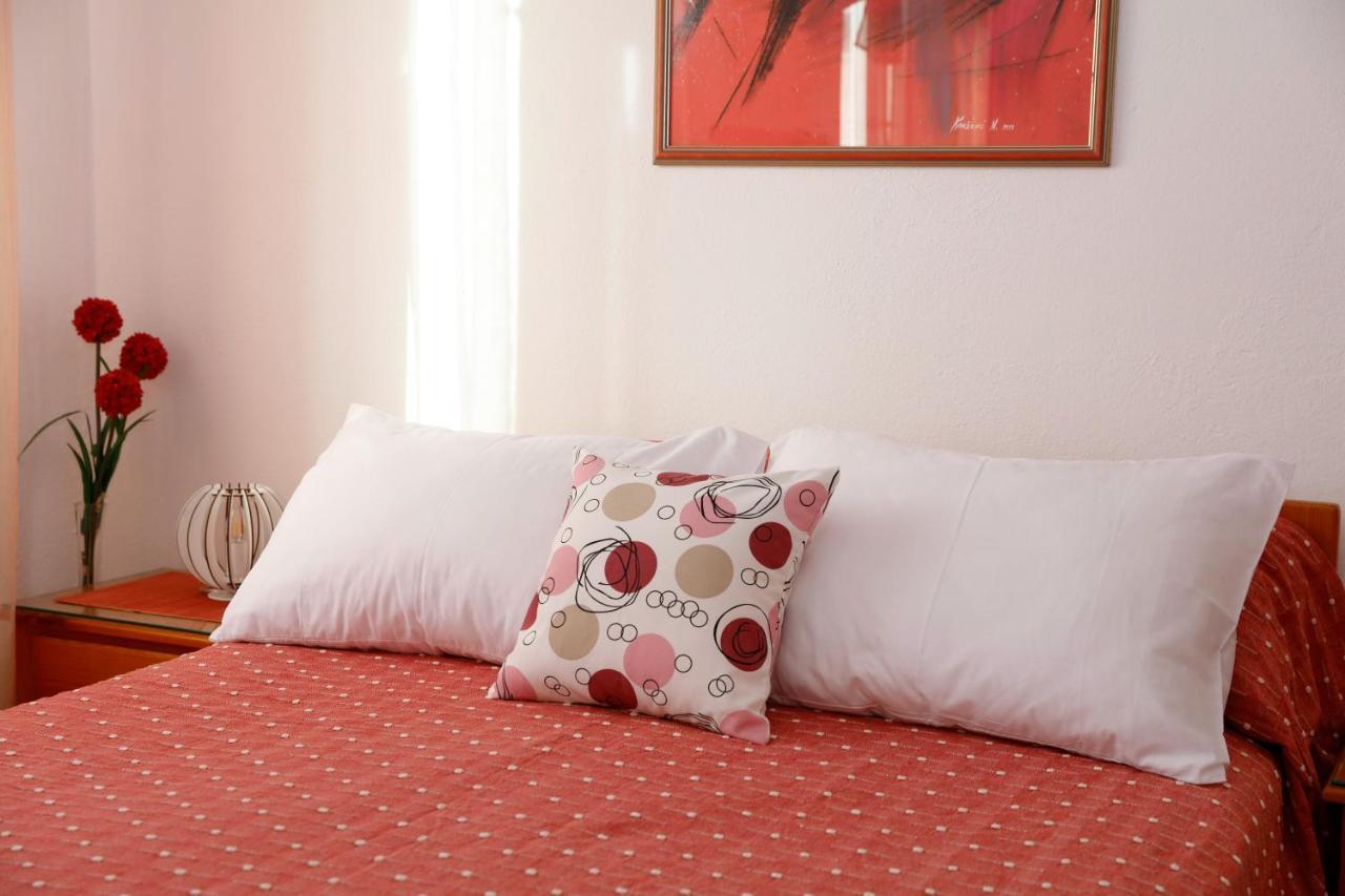 Apartmani Darinka Baska Voda Ngoại thất bức ảnh